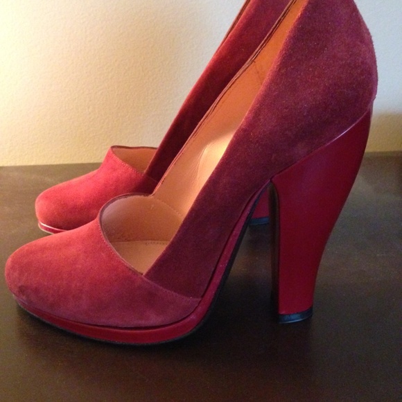 Robert Clergerie Chunky Pump in Red with a 5-inch heel (8.5 US, 6UK, 39EU: B) - Picture 1 of 4